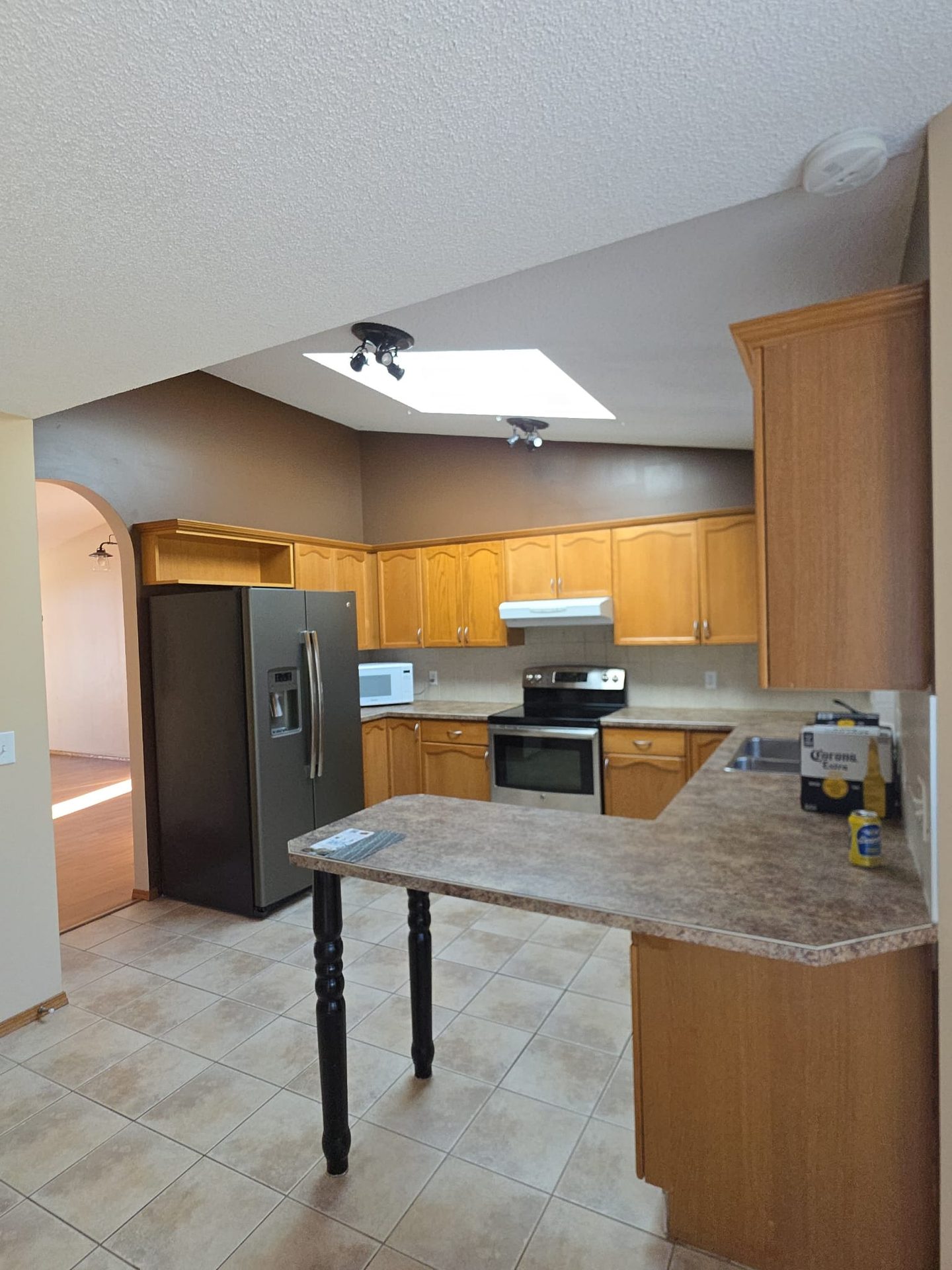 Outdated kitchen before renovation